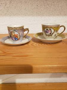 lot 58204 image: Set 2 TeacupSaucers