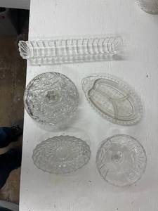 lot 58253 image: glassware lot