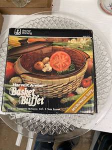 lot 58259 image: harvest amber basket buffet