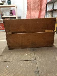lot 58267 image: Wood Crate