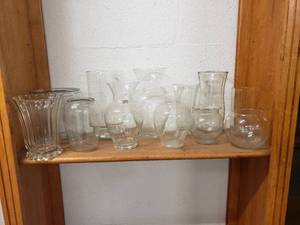 lot 58271 image: Lot of 12 Clear Vases