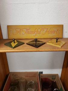lot 58285 image: Set 4 Wall Decor