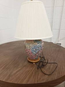 lot 58305 image: Table Lamp