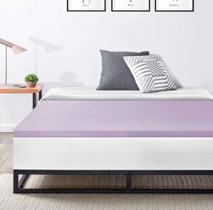 lot 573 image: Best Price Mattress 1.5 Inch Ventilated Memory Foam Mattress Topper,