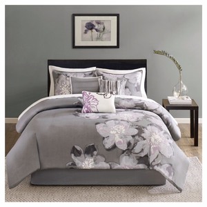lot 584 image: Madison Park Serena 7-Pc. Queen Comforter Set Bedding