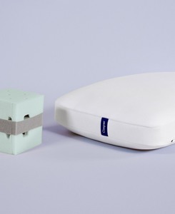 lot 7530 image: Casper Foam Pillow, Standard