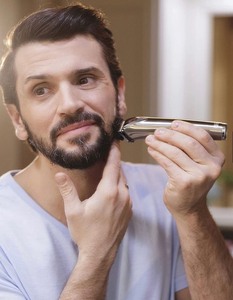 lot 159 image: Wahl Stainless Steel Lithium Ion Beard and Nose Trimmer for Men, Hair Clippers, Detail Shaver, Rechargeable, All in One Mens Grooming Kit - Model 9818