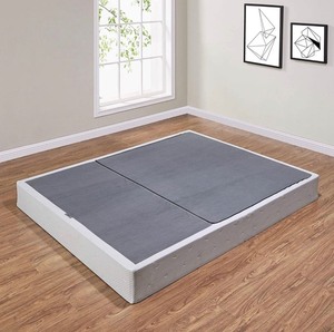 lot 188 image: Mainstay Half-Fold Metal Box Spring, Queen