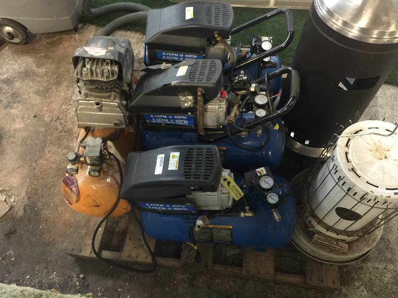 lot 262 image: SKID OF 4 AIR COMPRESSORS