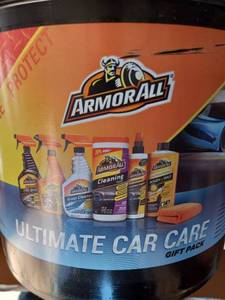 lot 50031 image: Armor All car care kit