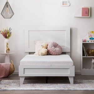 lot 50047 image: Rest Haven 5 inch Gel Memory Foam Mattress, Twin