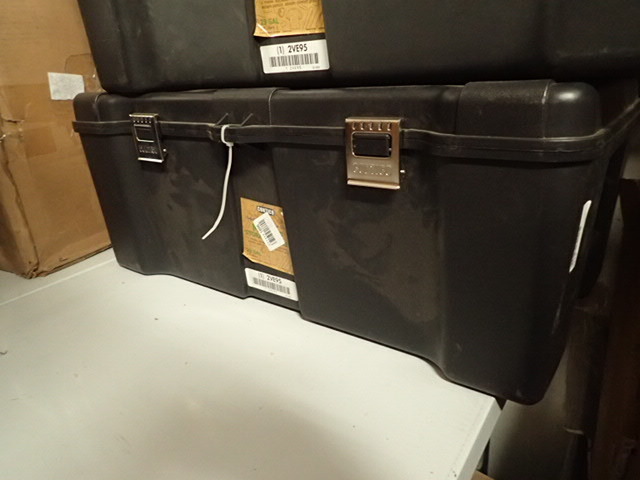 lot 1126 image: Contico Mobile Storage Locker