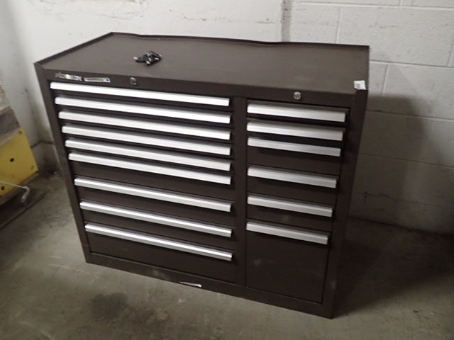 lot 1072 image: Kennedy Tool Box