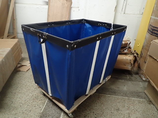lot 1082 image: Royal 16BU Rolling Basket
