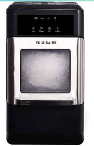 lot 10137 image: Frigidaire - 21 44 lb Freestanding Crunchy Chewable Nugget Icemaker - Silver