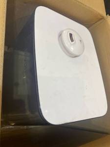 lot 31691 image: LEVOIT SMART ULTRASONIC TOP FILL HUMIDIFIER