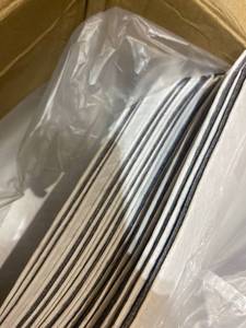 lot 31700 image: AMAZON BASICS PET CARBON TRAINING PADS EXTRA LARGE 50 COUNT