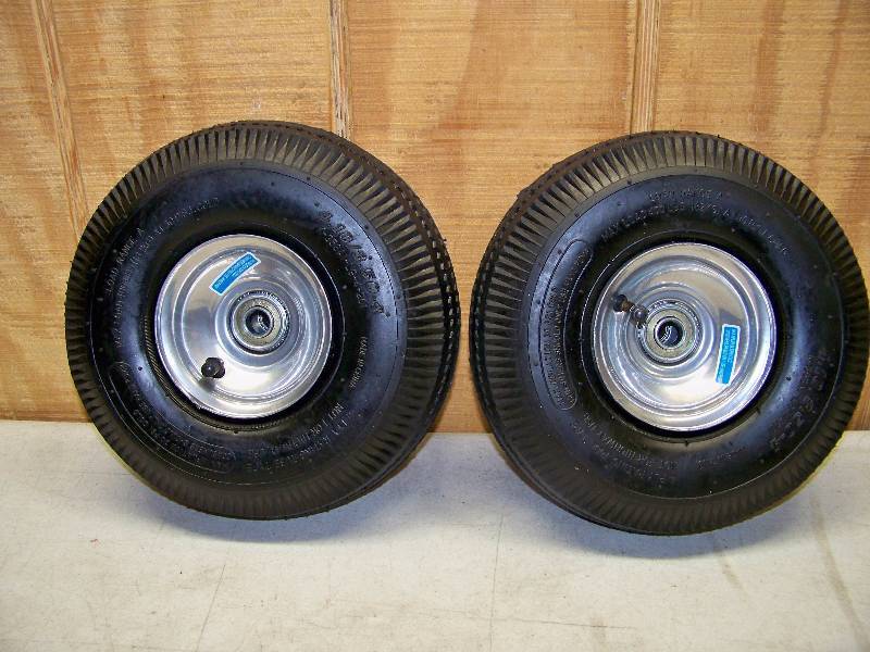 lot 530 image: 2 Tires Tube Type