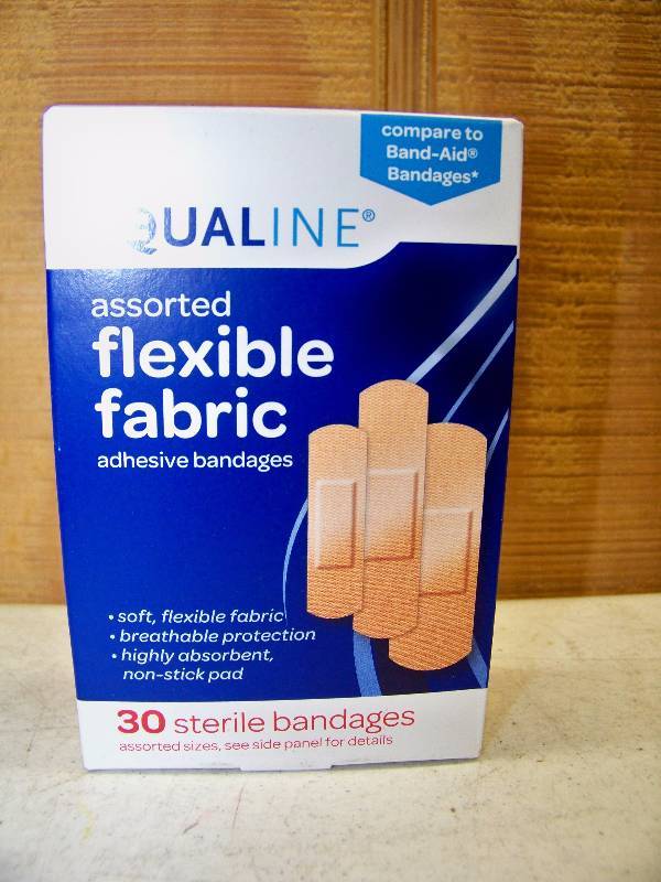 lot 555 image: 23 Boxes Equaline Flexible Fabric Bandages