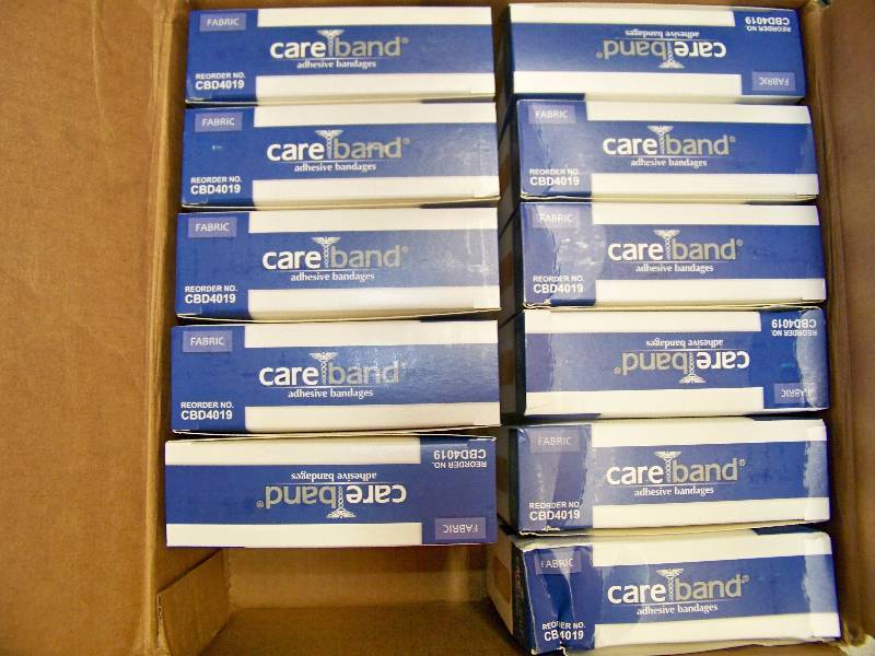 lot 559 image: 11 Boxes Care Brand Bandages