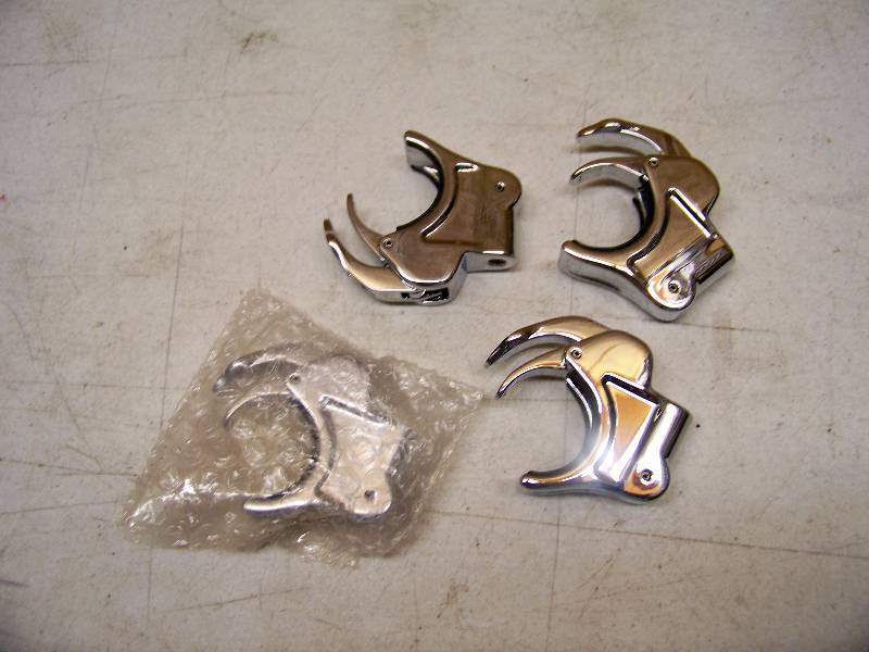 lot 678 image: 4 Harley Davidson Quick Release Windshield Clamps
