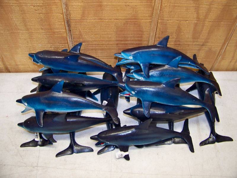 lot 683 image: 17 Dolphin Squeak Toys