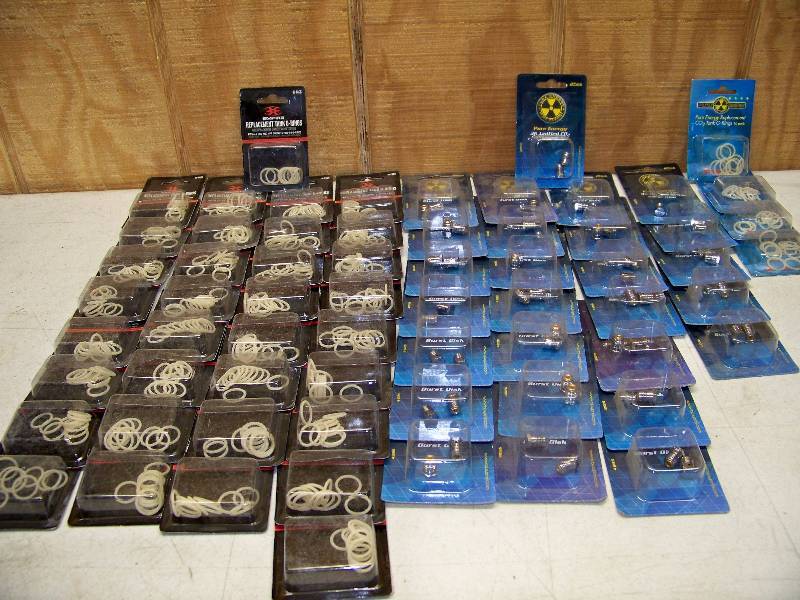 lot 705 image: Paintball Hardware