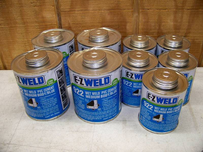 lot 792 image: 9 Cans E-Z Weld 922 Wet Weld PVC Cement