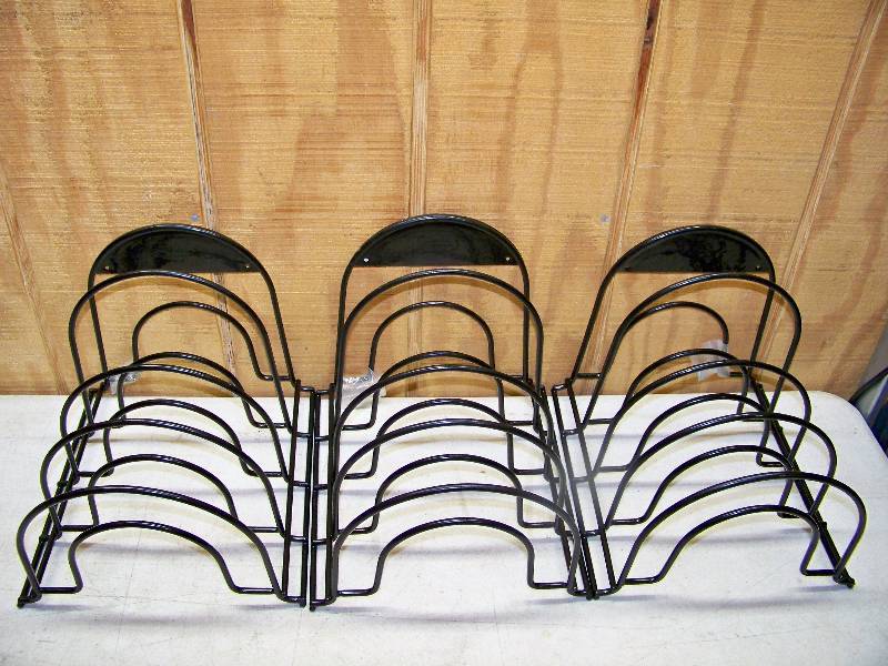 lot 863 image: 3 Rubbermaid Pan Organizing Racks