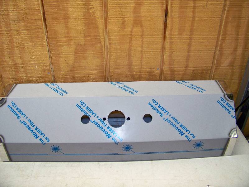 lot 864 image: Roadworks Stainless Steel Air Line Box with Single Connector Blank