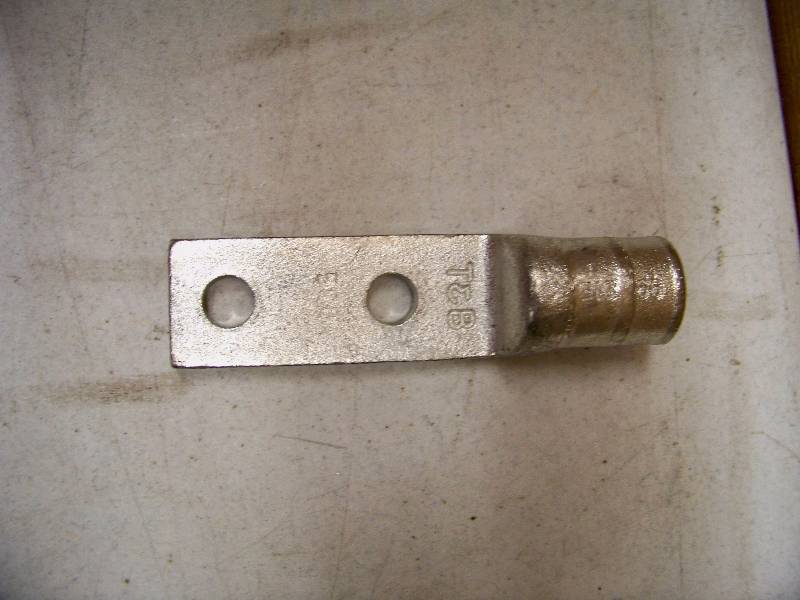 lot 897 image: 59 T&B Compression Lugs
