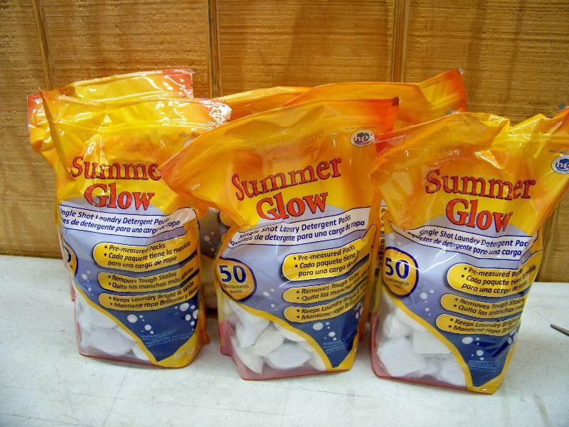 lot 923 image: 6 Bags Summer Glow Single Shot Laundry Detergent