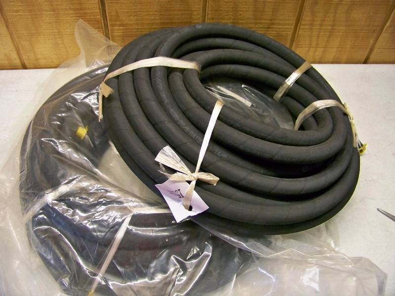 lot 986 image: 2 Carrier Air Conditioner Hoses