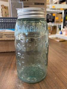 lot 1 image: Mason jar, the Marion jar, patent date November 30, 1858