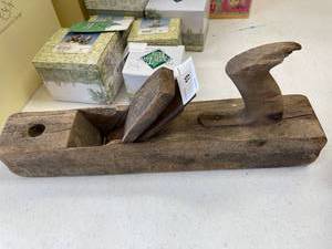 lot 19 image: Wood planer tool