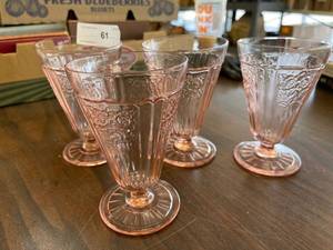 lot 61 image: Pink depression, Mayfair Tumblers, QTY 4