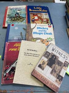 lot 91 image: Miscellaneous hardback books, see pictures for titles