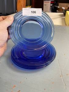 lot 106 image: Cobalt blue modern tone bread plates, Qty 4