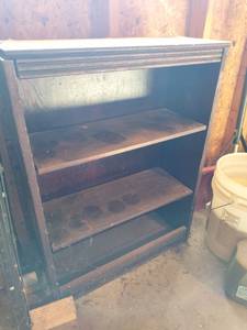 lot 1009 image: Wooden bookcase 33 x 24 x 10 in