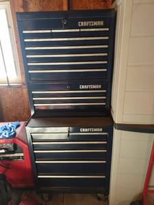 lot 1015 image: Craftsman blue rolling tool box with 2 stackable top boxes 65 x 27 x 18 in