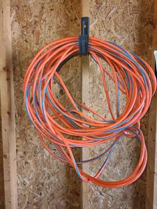 lot 1043 image: Very nice extension cord