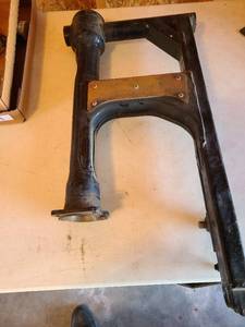 lot 1059 image: Swing arm for Honda Goldwing
