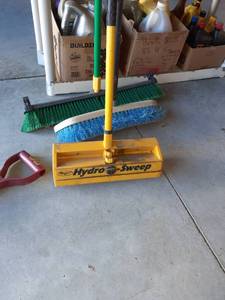 lot 1123 image: 2 Push brooms and a Hydro Sweep