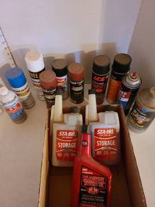 lot 1132 image: Spray paint and assorted products