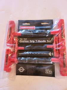 lot 1327 image: Craftsman 7 pc red cushion grip T-handle set