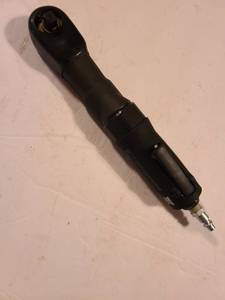 lot 1349 image: Craftsman 38 inch rapid reverse air ratchet