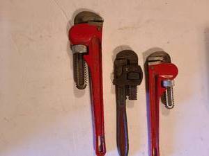 lot 1359 image: 10 and 14 pipe wrenches