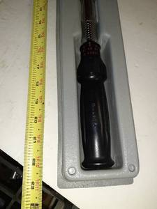 lot 1368 image: Another Craftsman torque wrench