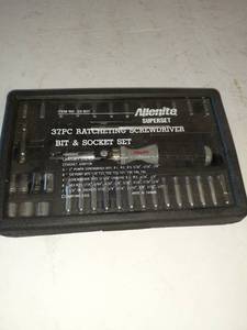 lot 1371 image: Allenite Superset 37 pc ratcheting screwdriver bit and socket set