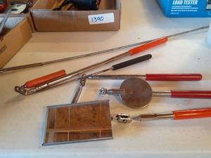 lot 1391 image: Telescopic magnets and mirrors plus some mini grabbers